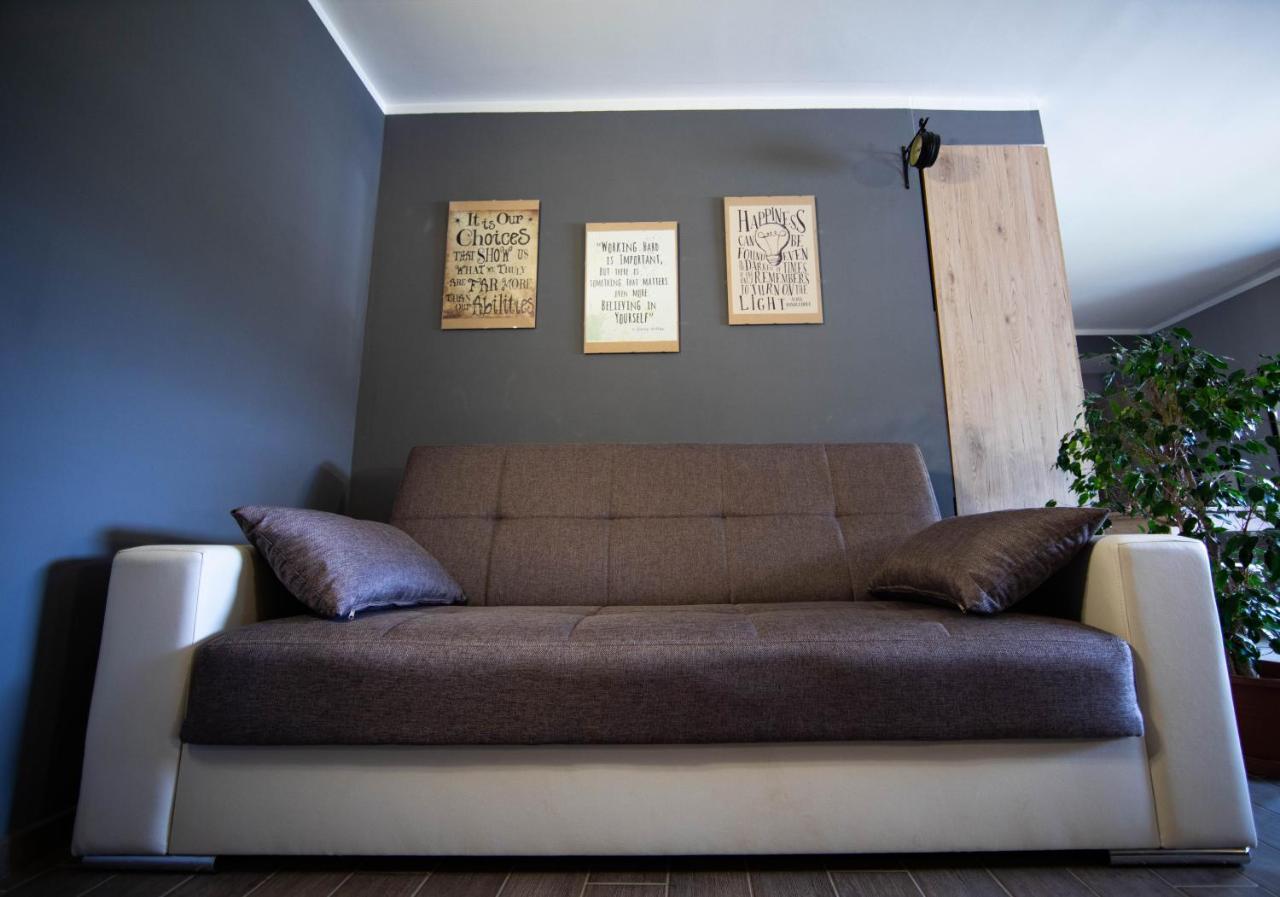 Binario 9 3/4 Bed and Breakfast Villafranca Piemonte Eksteriør billede